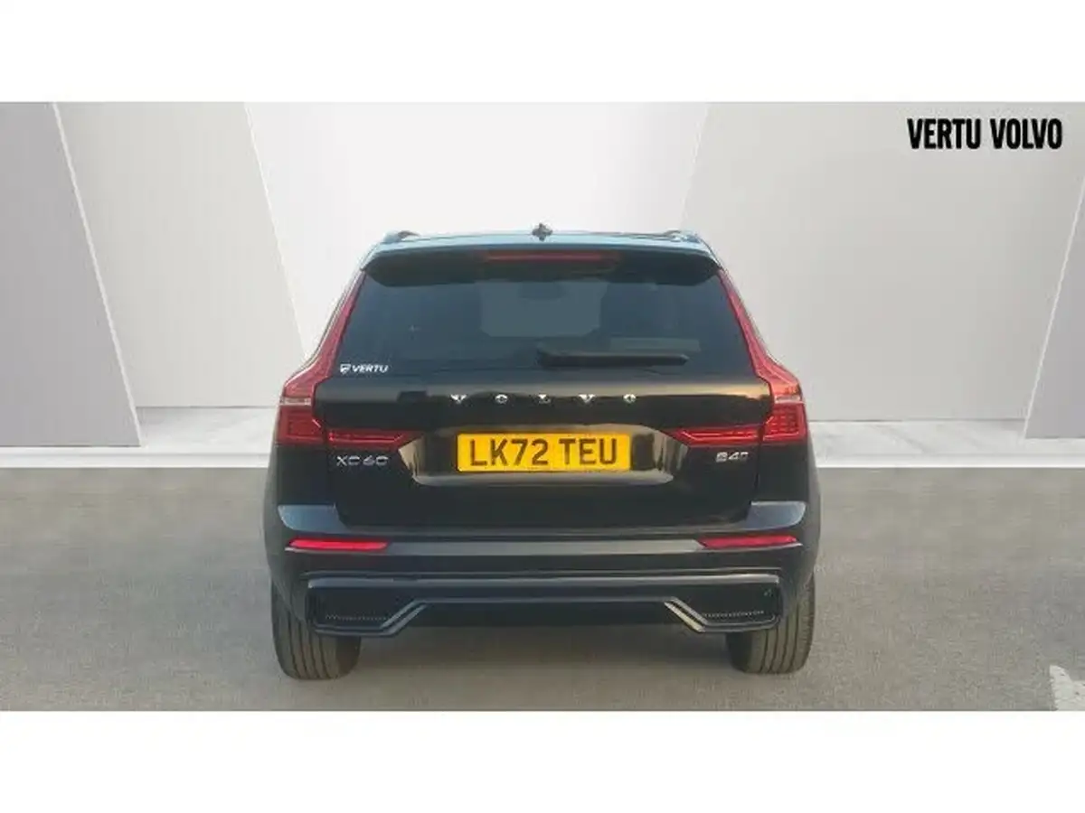 2022-volvo-xc60-20td-b4-plus-big-12