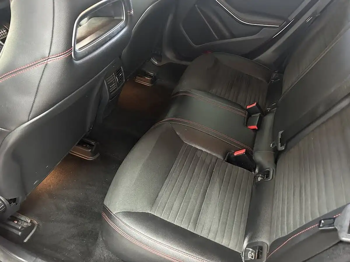 2015-mercedes-benz-cla-16-cla-180-amg-sport-122ps-ss-coupe-4d-7g-dct-big-8
