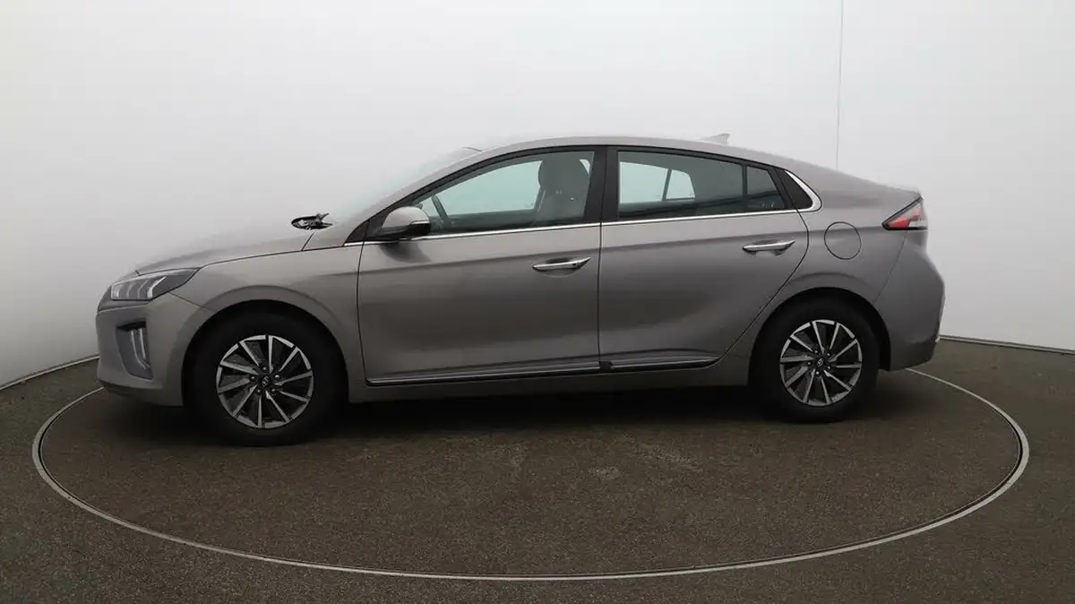 2022-hyundai-ioniq-e-premium-electric-big-4
