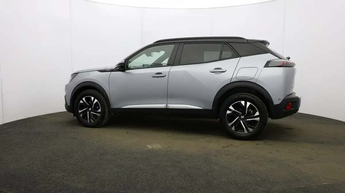 2022-peugeot-2008-suv-12-puretech-gt-big-59