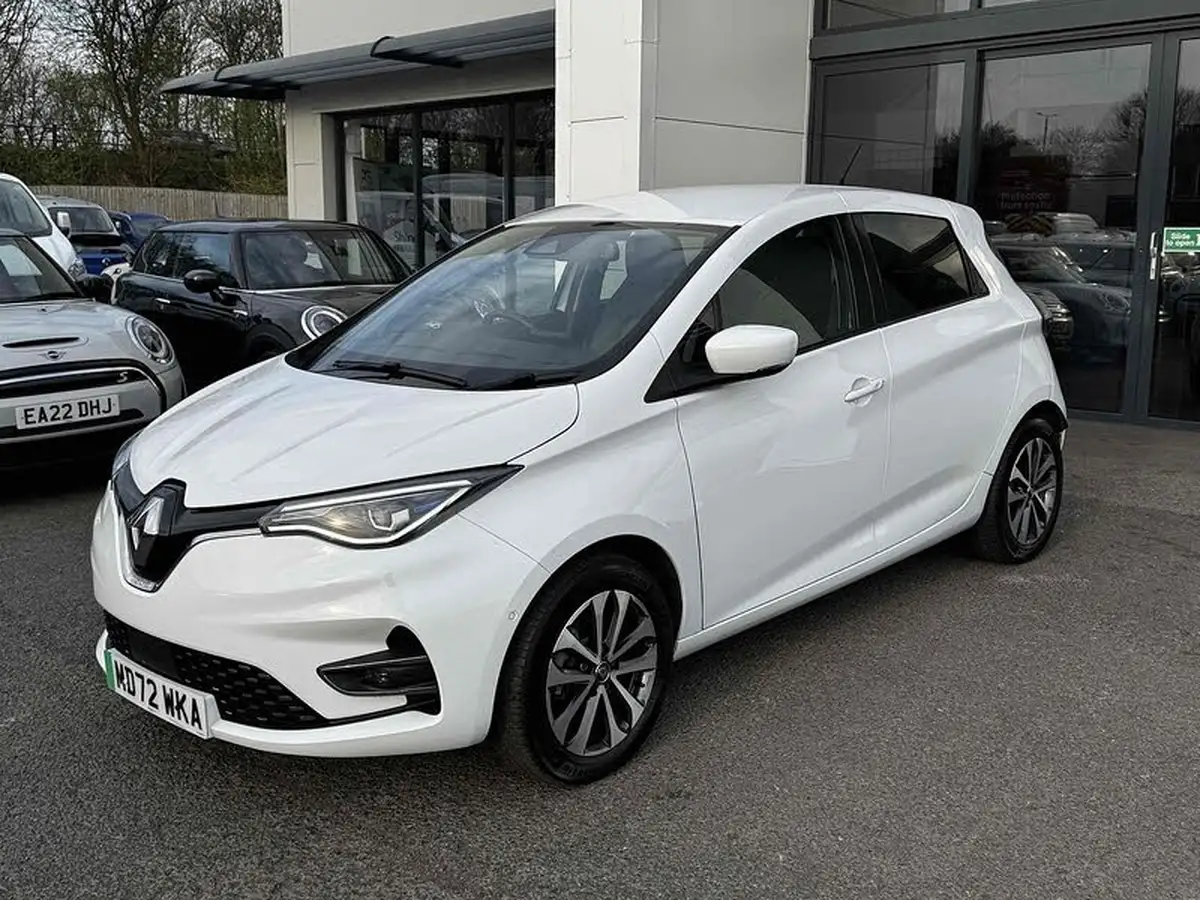 2022-renault-zoe-e-gt-line-big-39