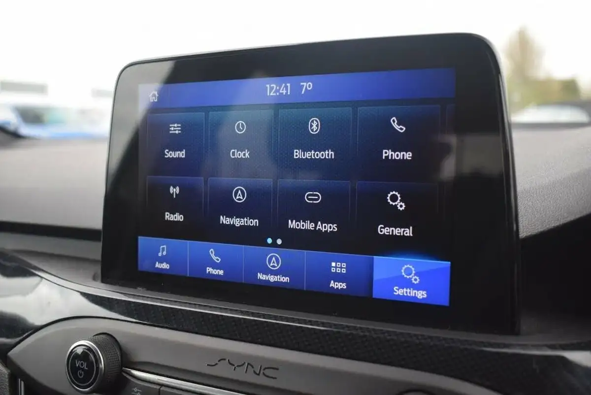 2019-ford-focus-10t-st-line-ss-hatchback-big-14