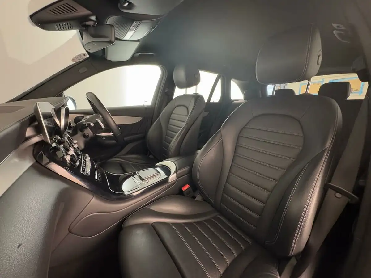 2022-mercedes-benz-glc-class-20d-glc220d-amg-line-195ps-station-wagon-5d-1950cc-4matic-plus-big-11