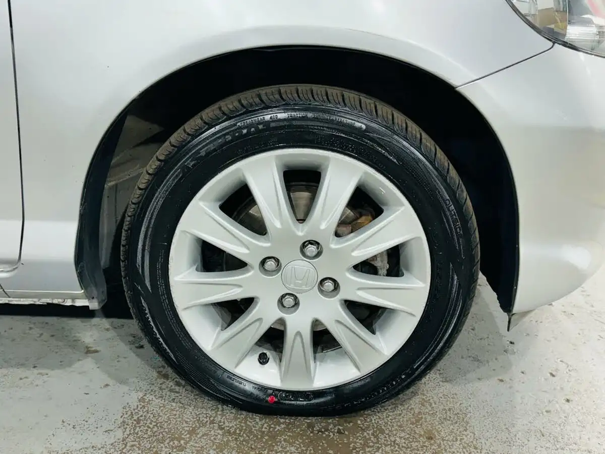 2007-honda-jazz-14-se-cvt-7-big-20