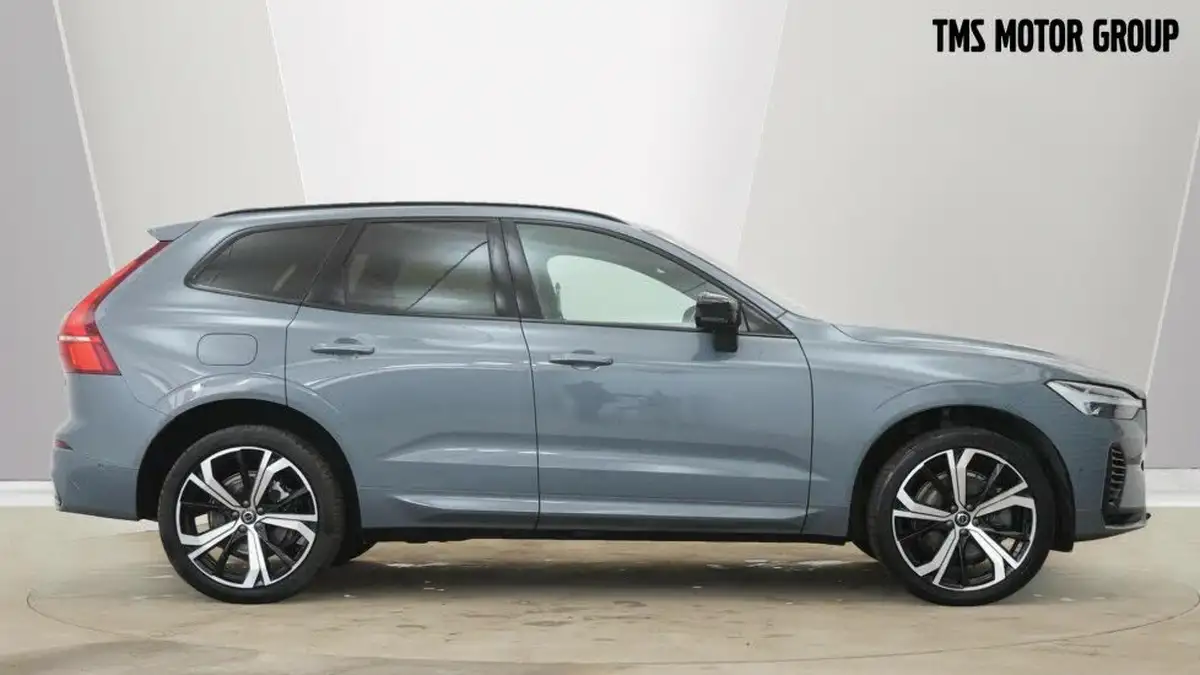 2024-volvo-xc60-20-t8-ultimate-dark-big-1