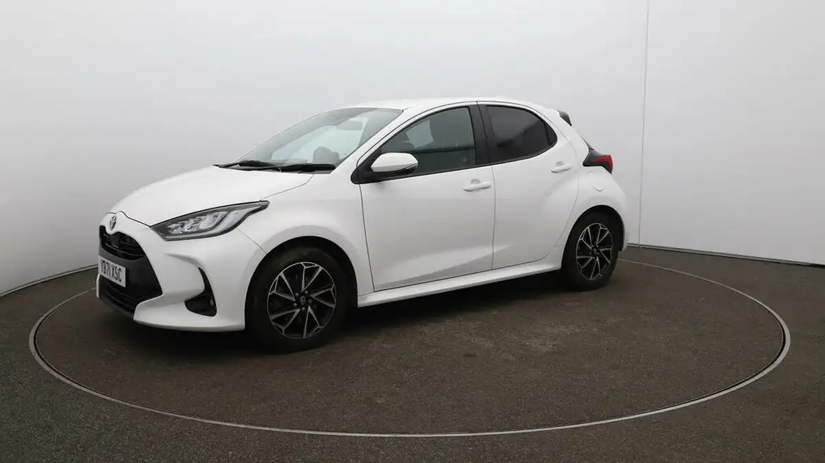 2022-toyota-yaris-15-vvt-i-design-big-60