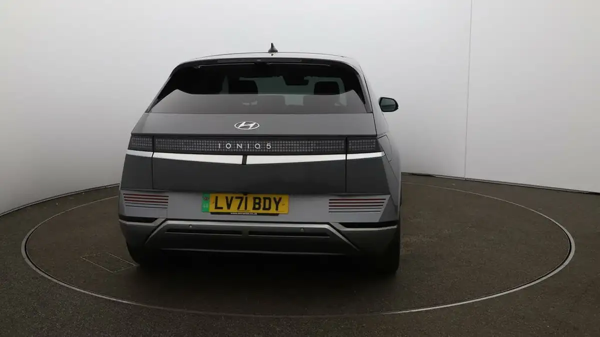 2021-hyundai-ioniq-5-e-ultimate-217ps-73kwh-rwd-big-48