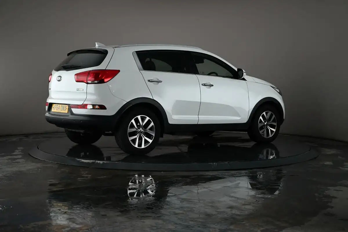 2014-kia-sportage-16-white-edition-big-23