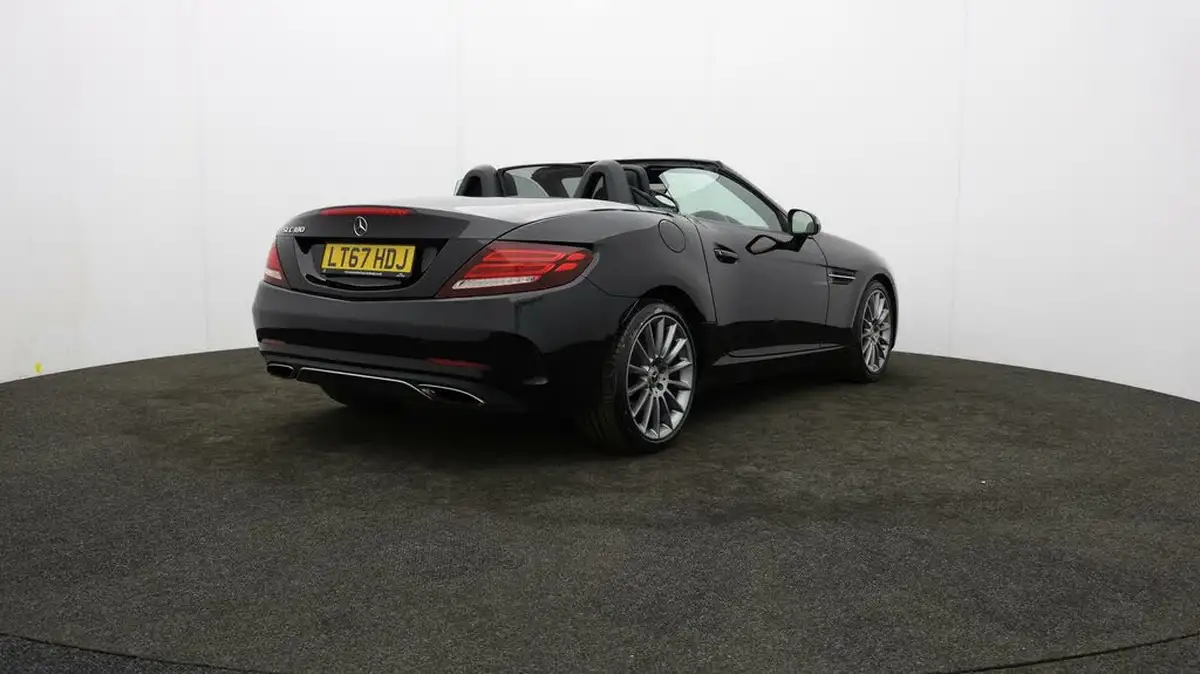 2017-mercedes-benz-slc-16-slc180-amg-line-9g-tronic-big-77