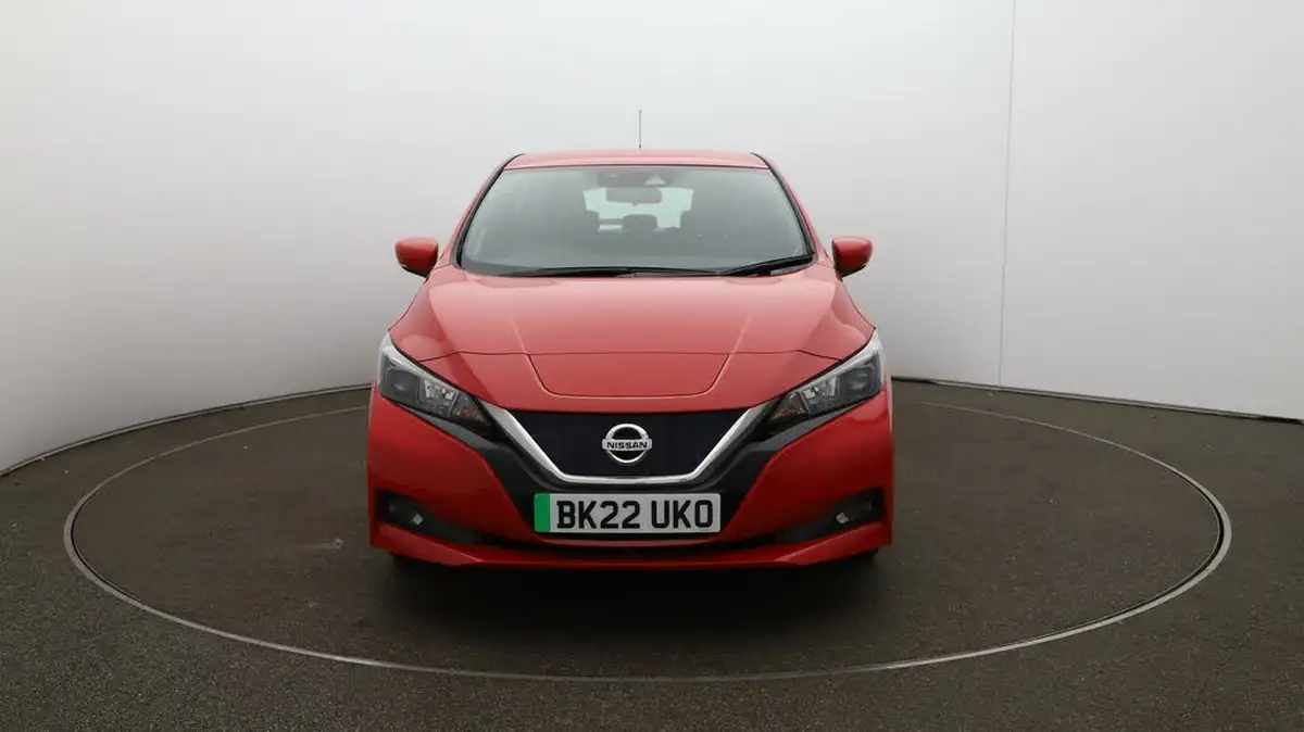 2022-nissan-leaf-e-acenta-big-2