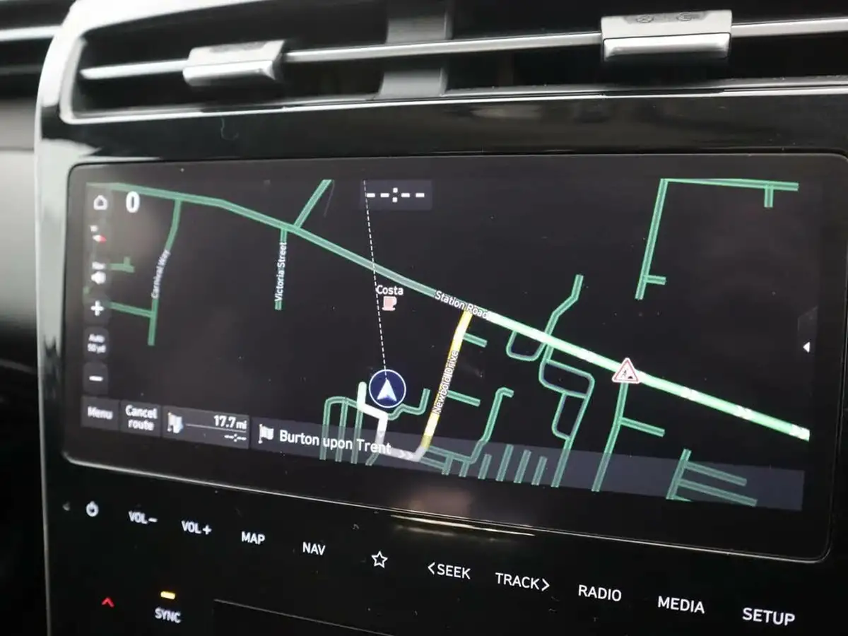 2023-hyundai-tucson-16-t-gdi-se-connect-230ps-hybrid-auto-big-11