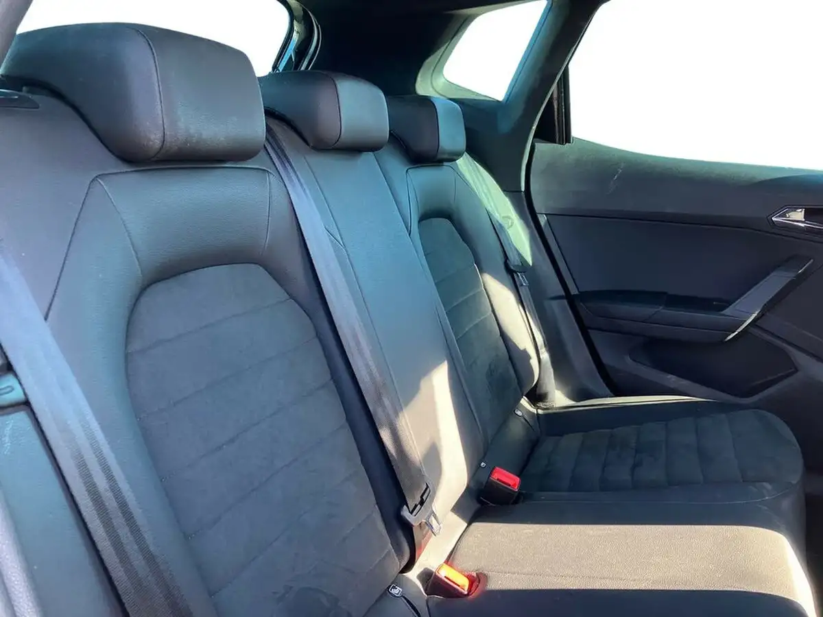 2019-seat-arona-10-tsi-fr-sport-ss-big-18