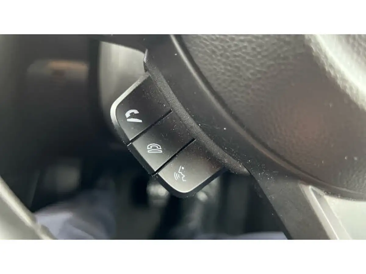 2024-suzuki-swift-12-dualjet-sz-l-big-29