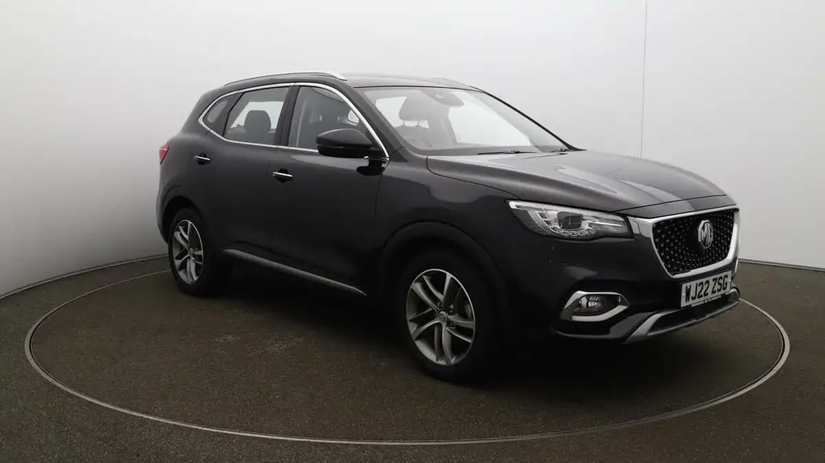 2022-mg-hs-15t-gdi-excite-162ps-big-35