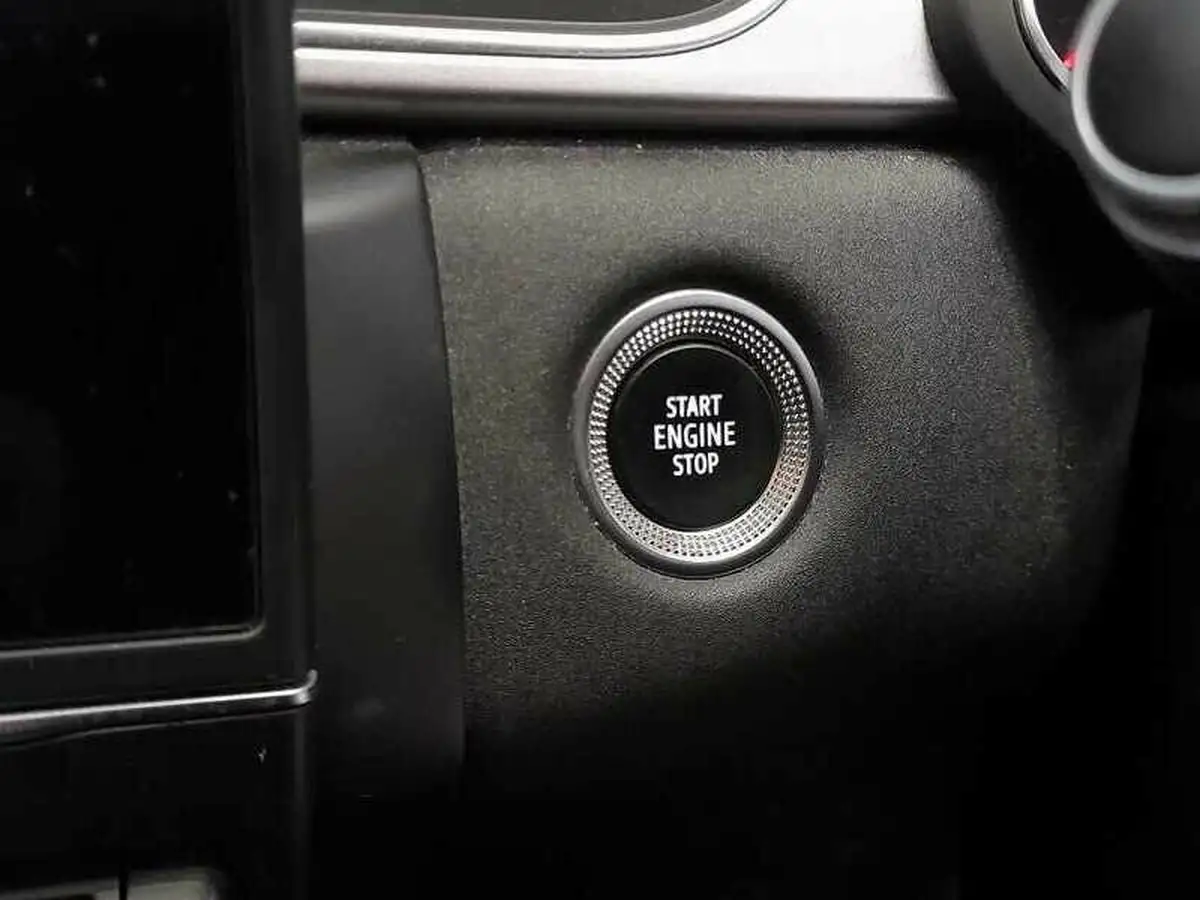 2020-renault-captur-15dci-iconic-95bhp-big-13