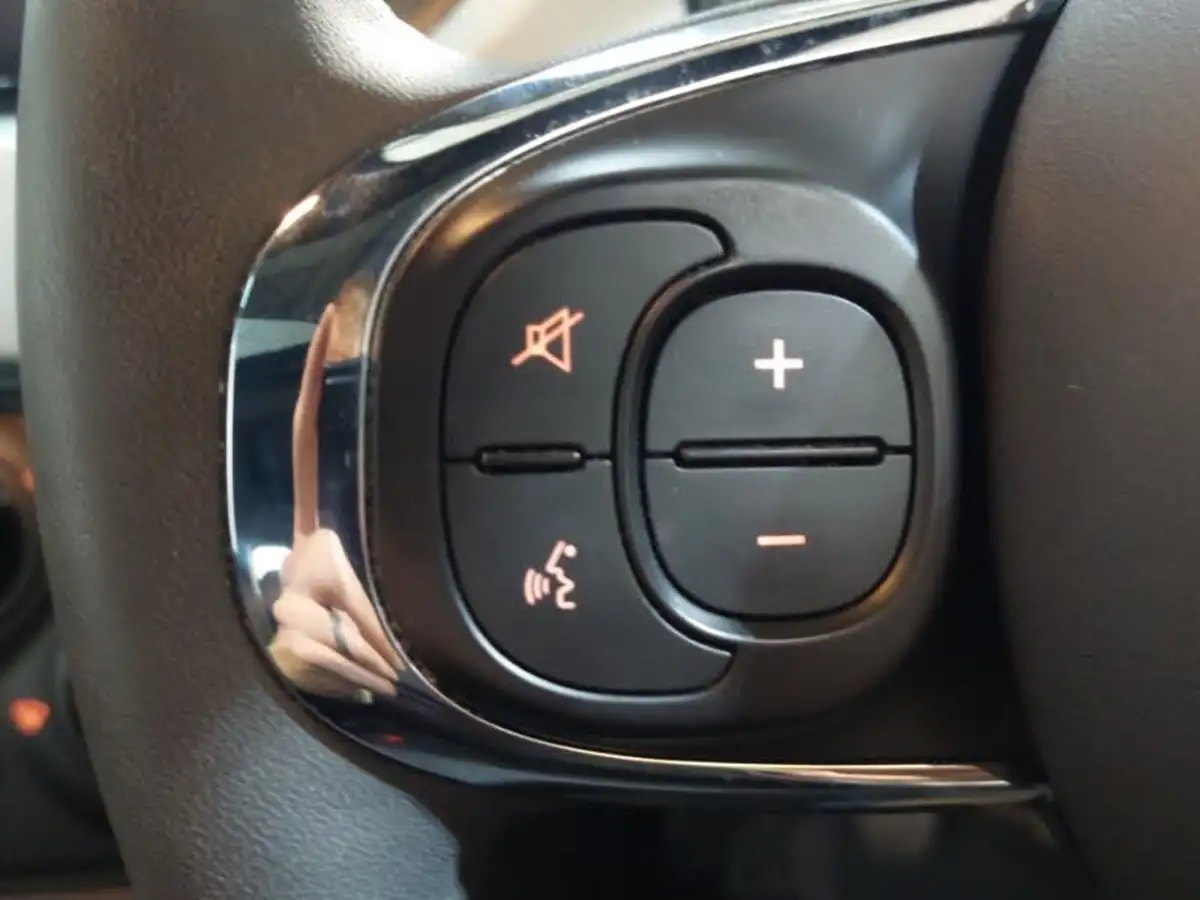 2023-fiat-500-10-big-12