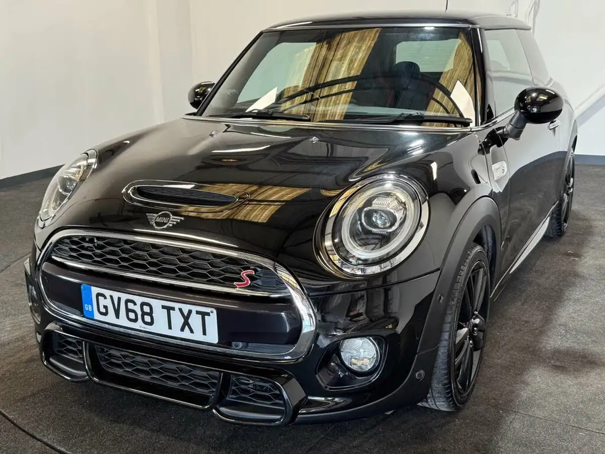 2018-mini-cooper-20-cooper-s-sport-ss-hatchback-3d-auto-big-0