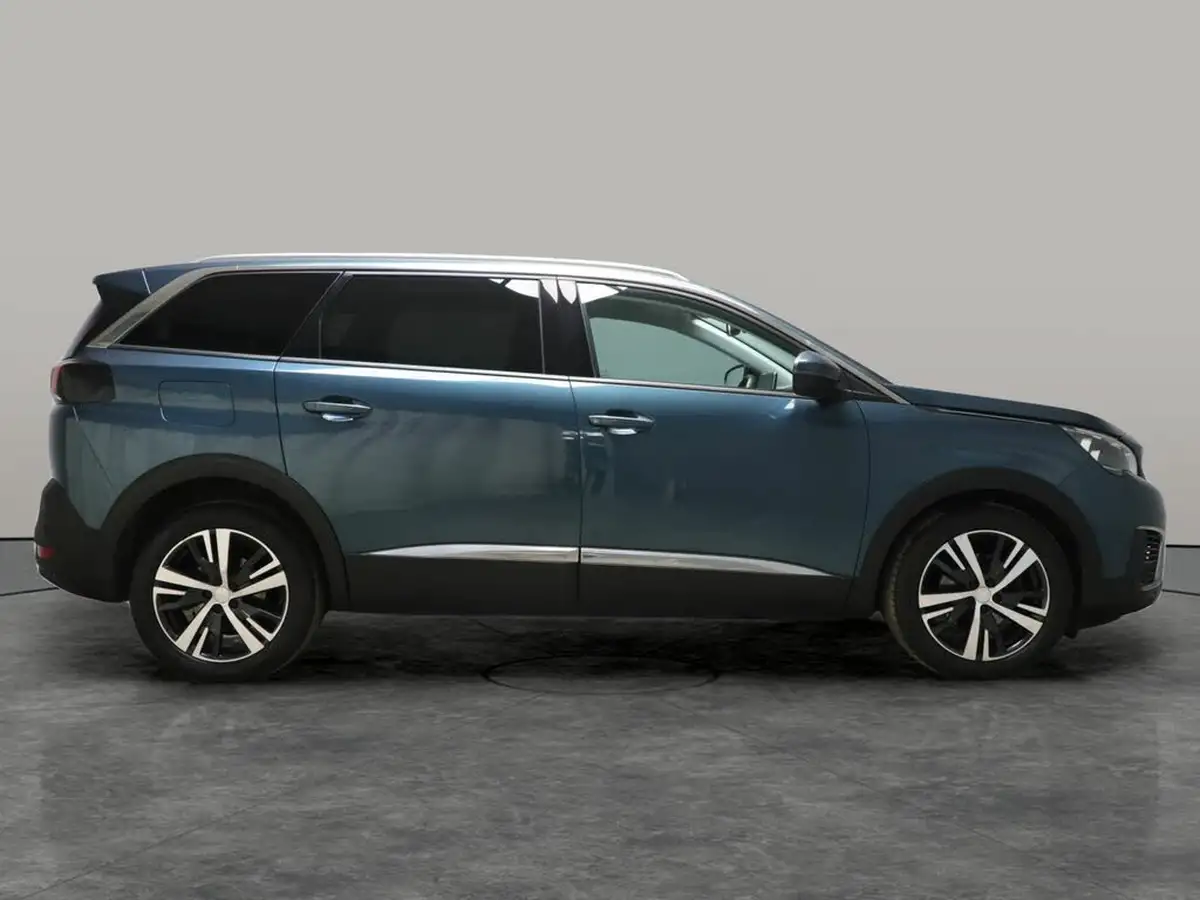 2019-peugeot-5008-suv-12-puretech-allure-big-8