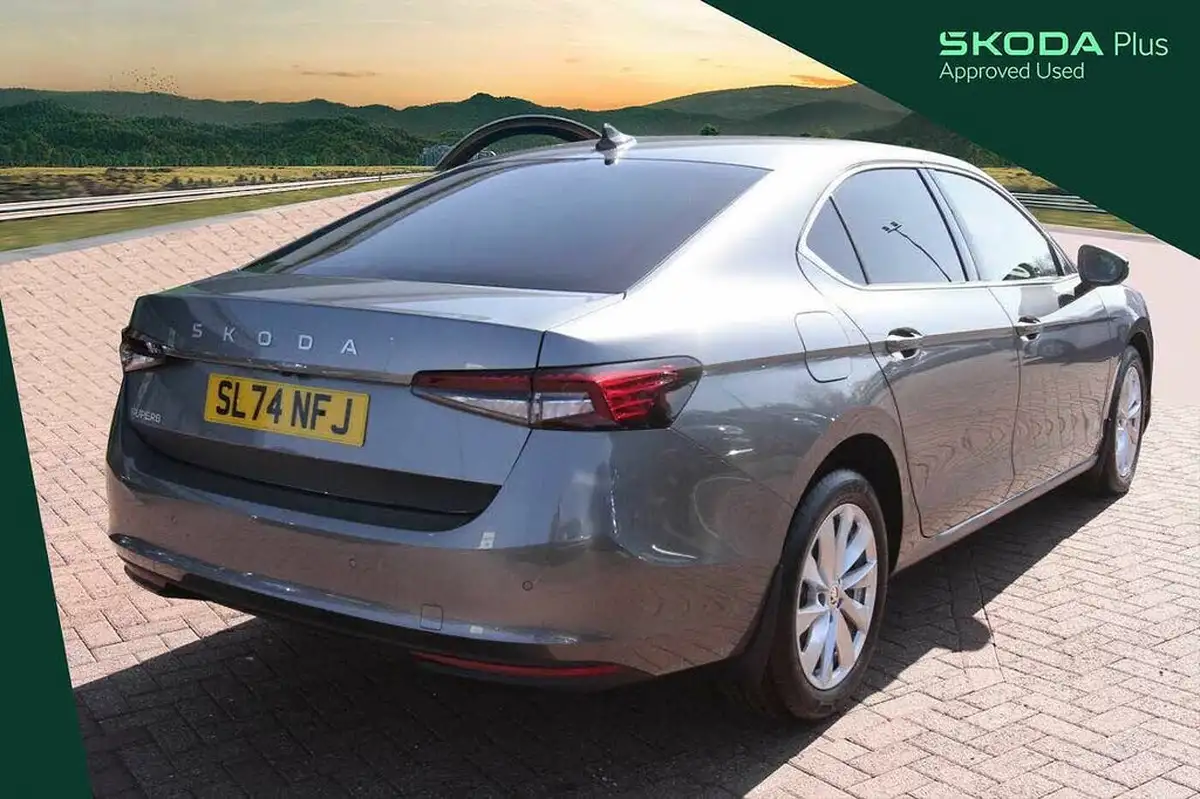 2024-skoda-superb-15-tsi-e-tec-se-technology-hatchback-big-9