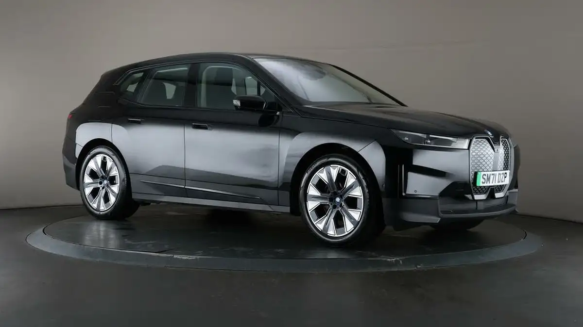 2022-bmw-ix-e-xdrive-40-sport-big-49