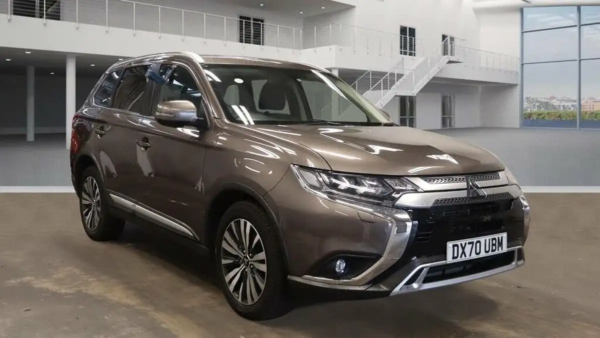 2020-mitsubishi-outlander-20-exceed-big-0