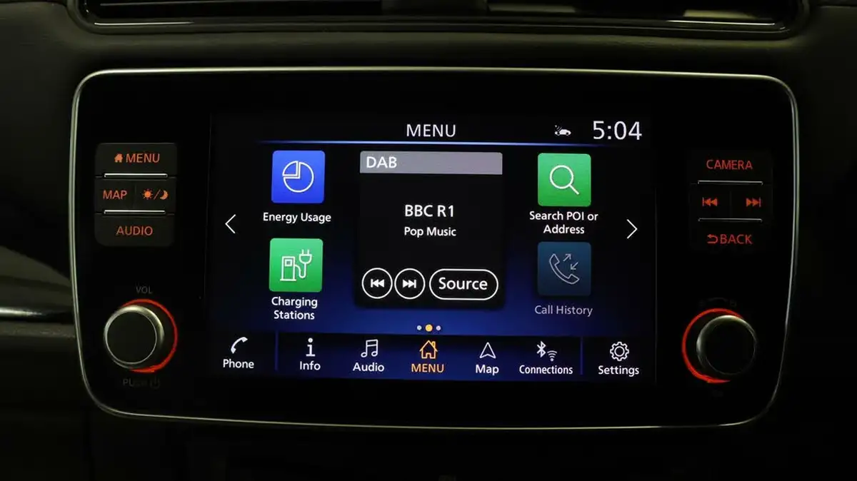 2021-nissan-leaf-e-tekna-big-10