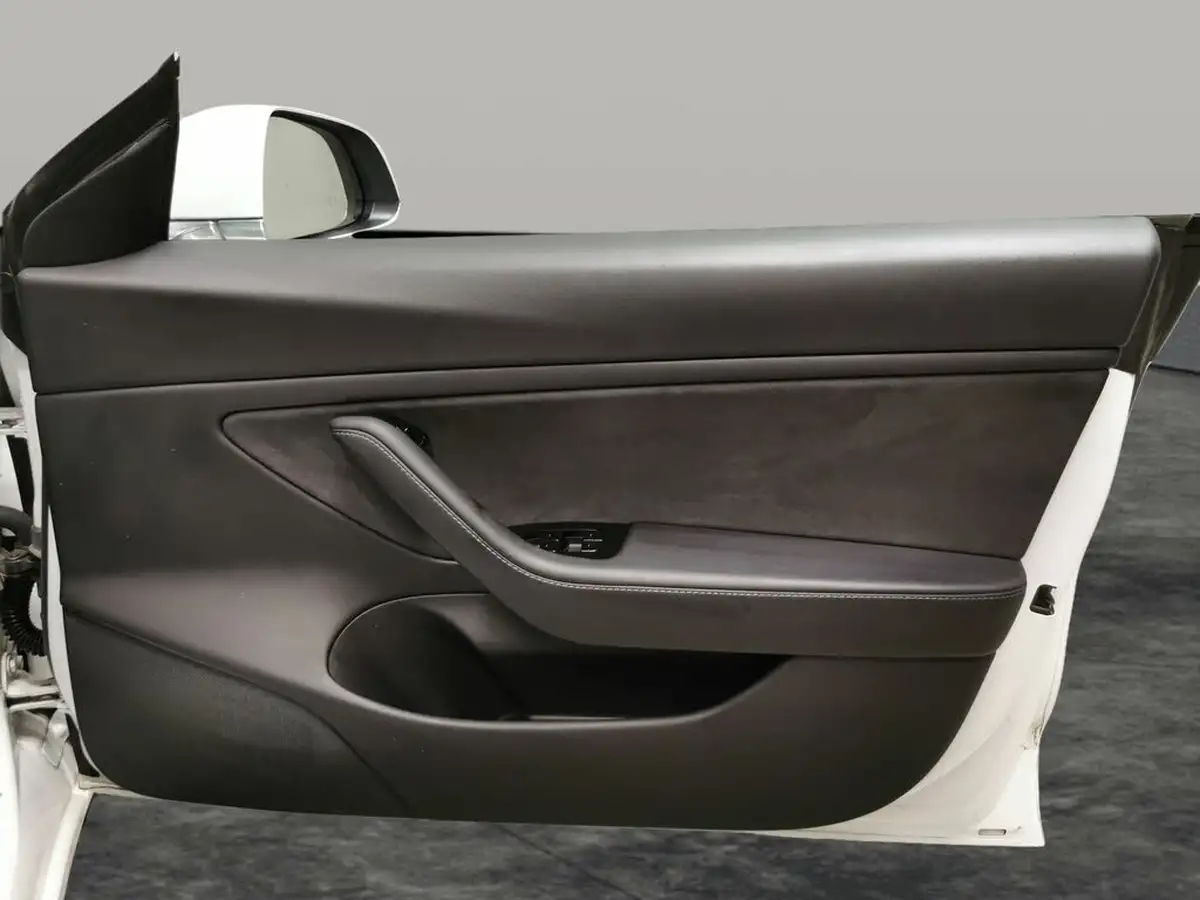 2020-tesla-model-3-e-standard-plus-big-30