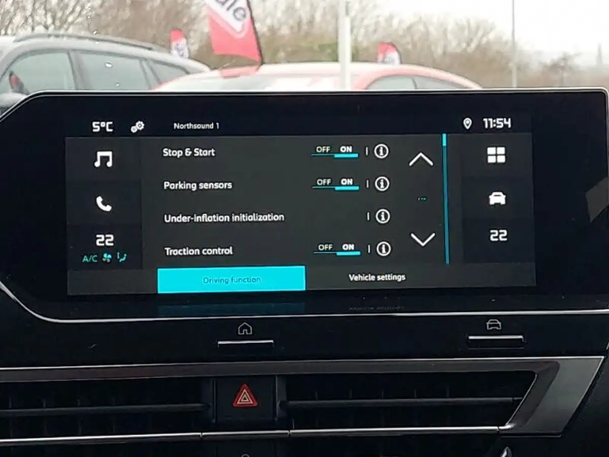 2023-citroen-c4-12-puretech-sense-big-12