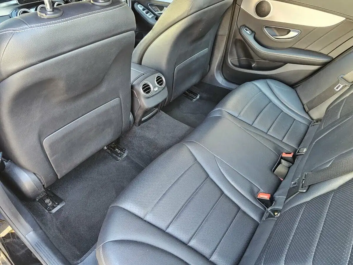 2015-mercedes-benz-c-class-21d-c220d-amg-line-170ps-ss-saloon-4d-auto-big-33