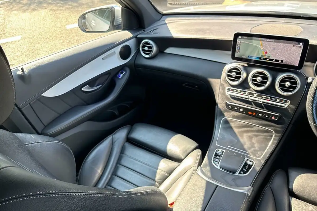 2021-mercedes-benz-glc-class-20d-glc220d-amg-line-premium-station-wagon-5d-1950cc-4matic-plus-big-31