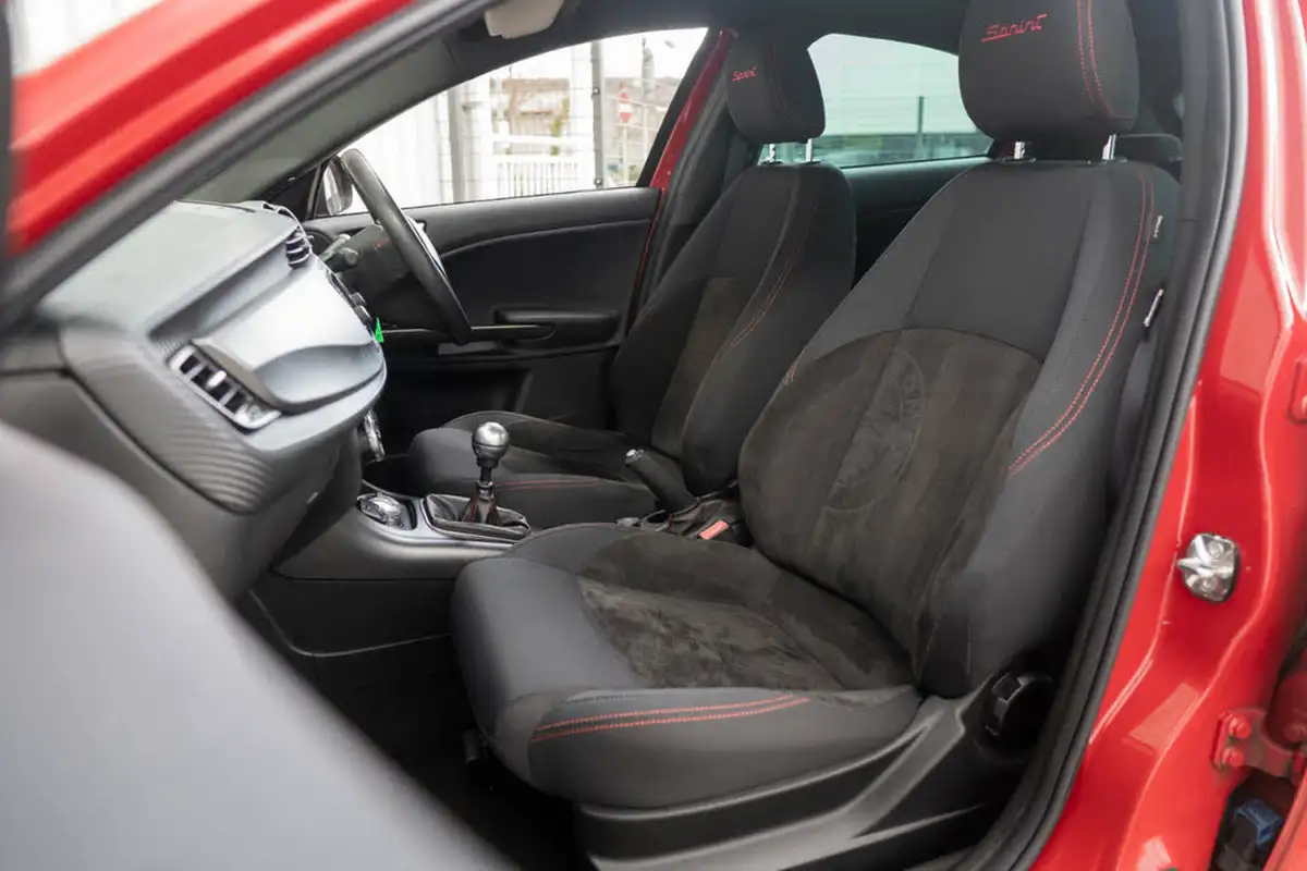 2015-alfa-romeo-giulietta-14-tb-sprint-big-6