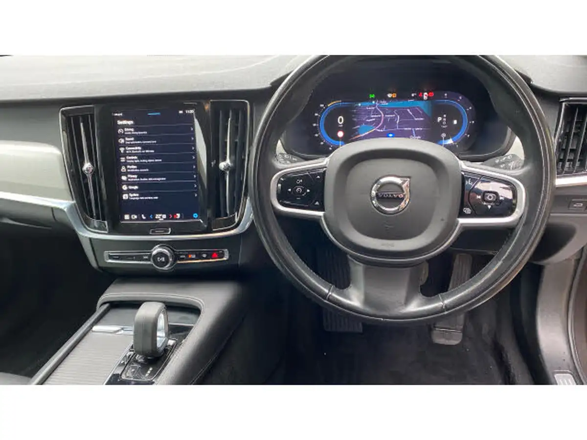 2021-volvo-v90-20td-b4-momentum-big-39