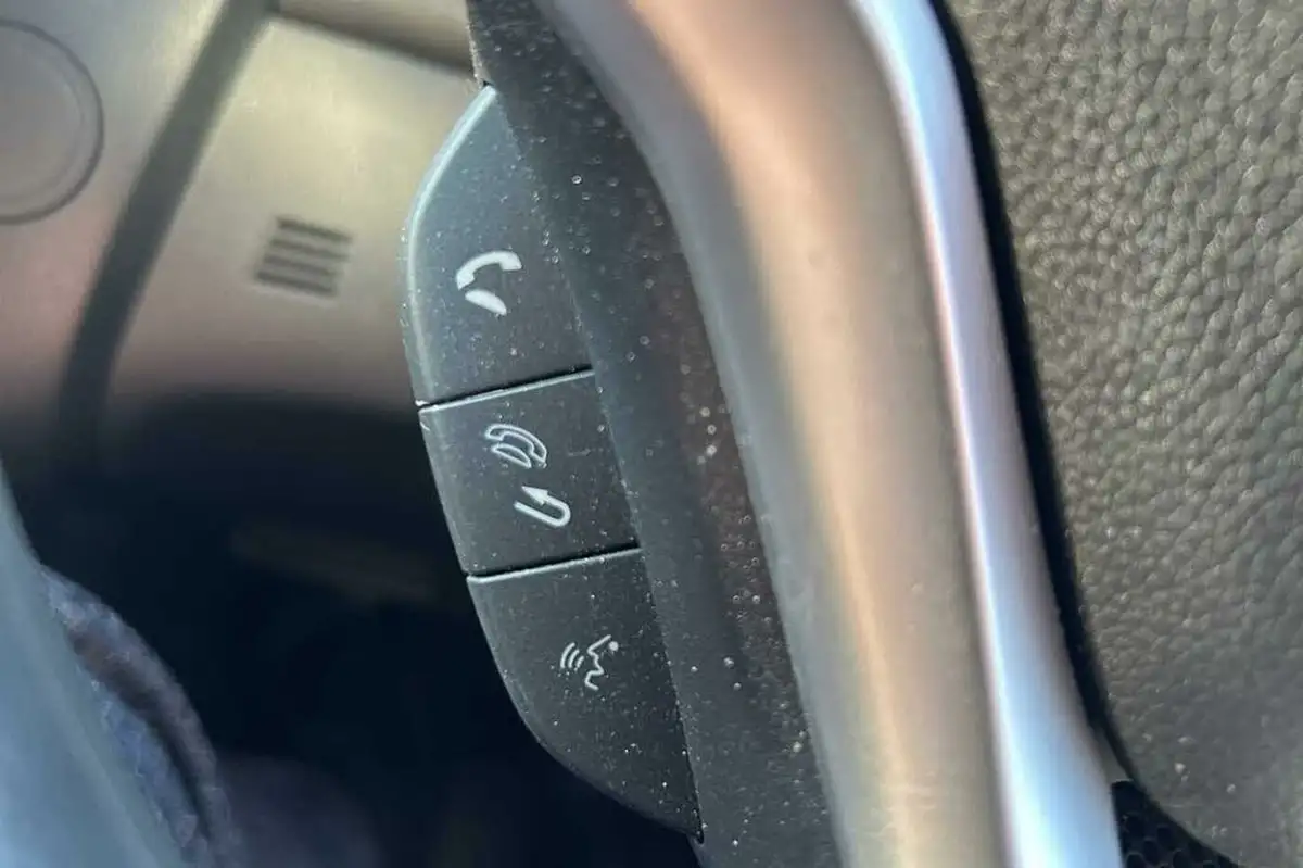 2018-honda-jazz-13-i-vtec-se-cvt-big-26