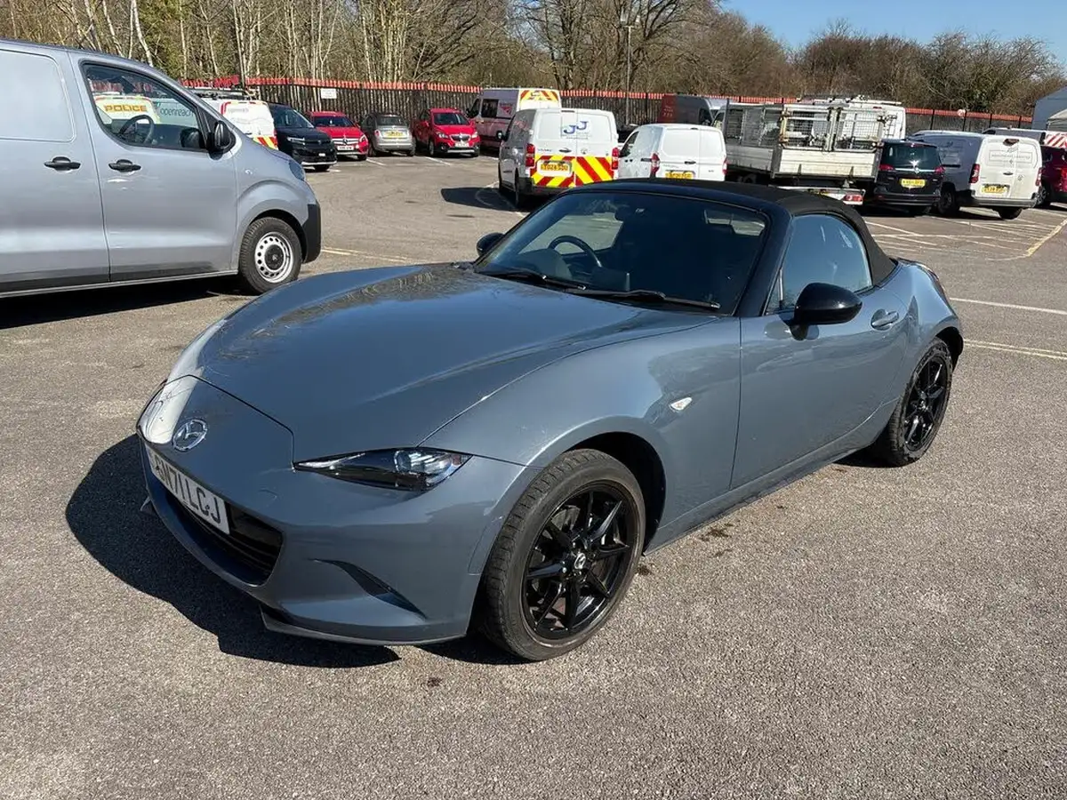2021-mazda-mx-5-15-se-l-rf-big-32