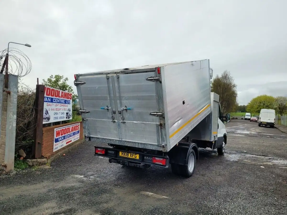 2018-iveco-daily-c-class-23td-35c14-mwb-35c14-eu6-3450-chassis-cab-big-7