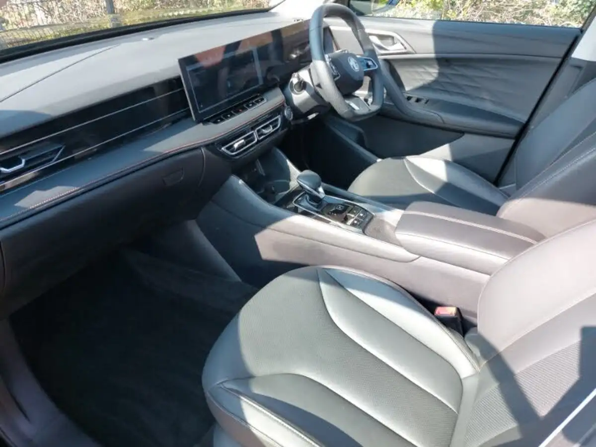 2024-mg-hs-15t-gdi-trophy-273ps-plug-in-hybrid-1496cc-auto-big-4