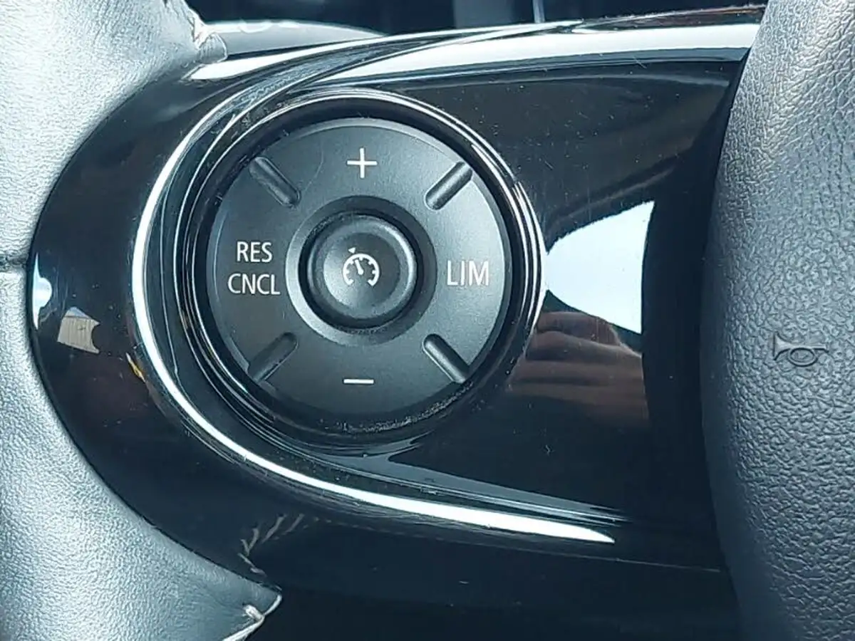 2020-mini-cooper-15-cooper-exclusive-hatchback-5d-big-13