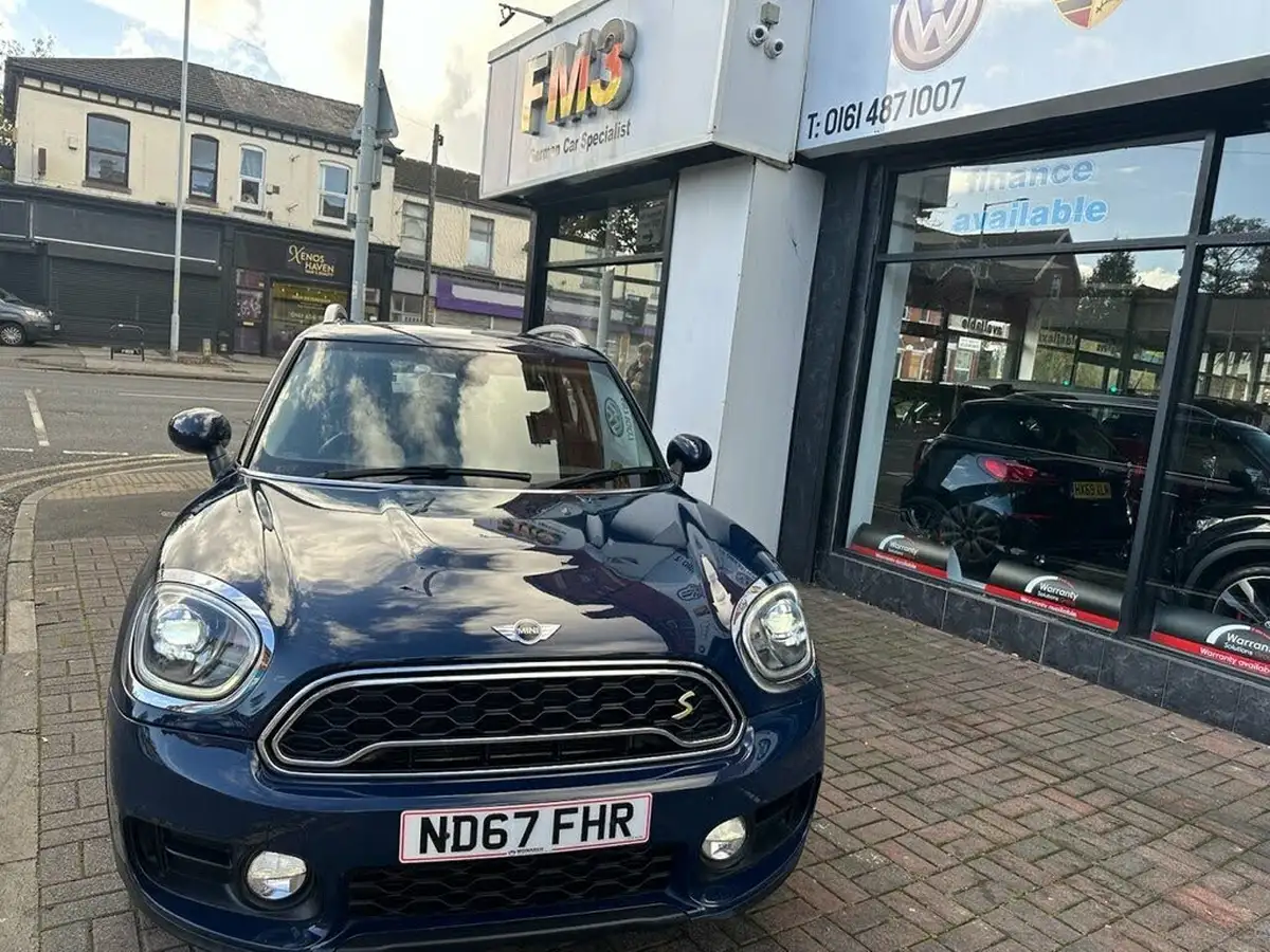 2017-mini-countryman-15-cooper-s-e-phev-ss-big-16