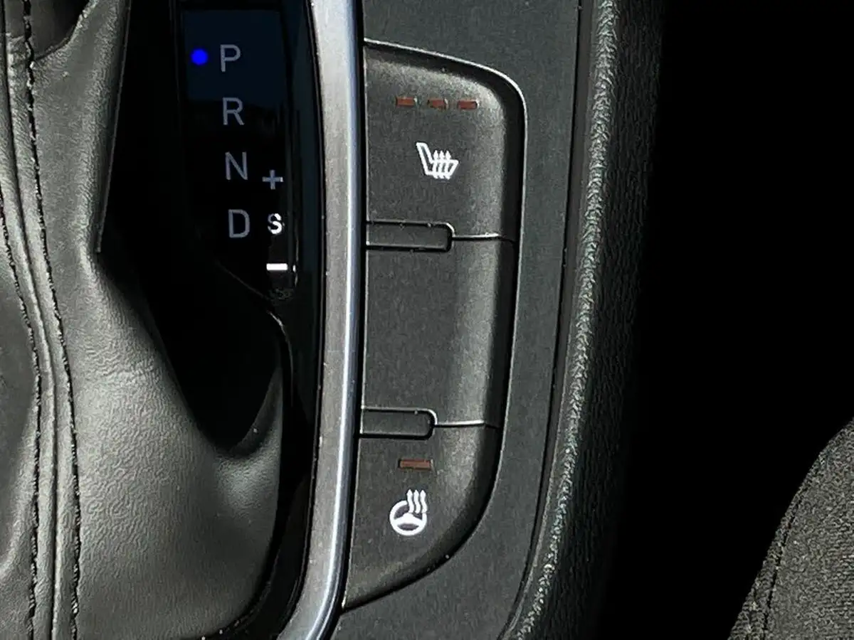 2022-hyundai-kona-16-gdi-premium-big-35
