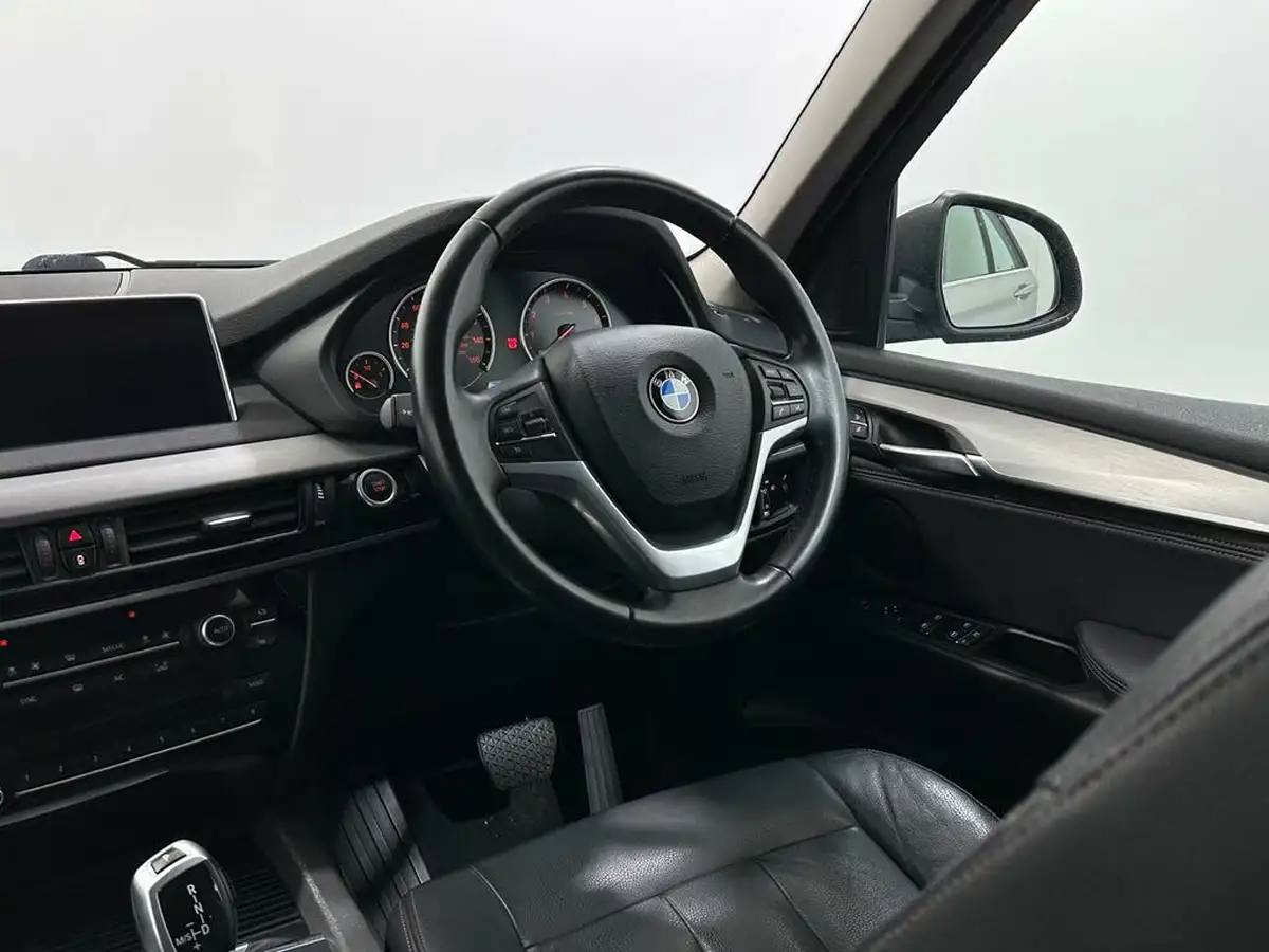 2017-bmw-x5-20-xdrive40e-se-auto-big-9