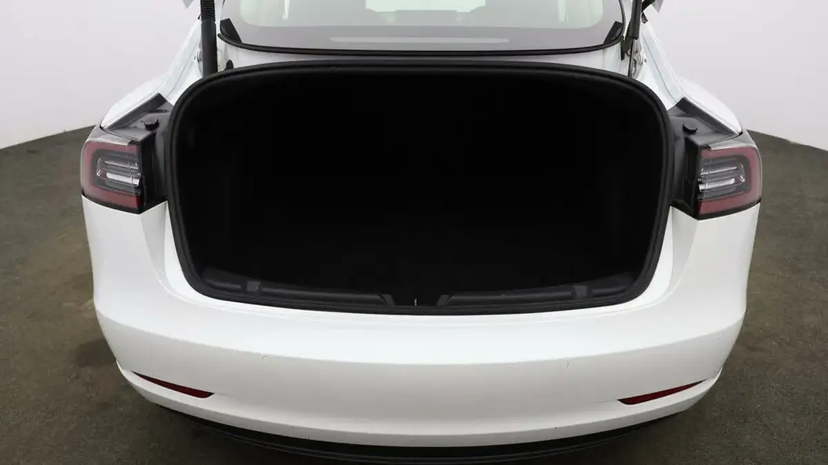 2021-tesla-model-3-e-standard-plus-big-16