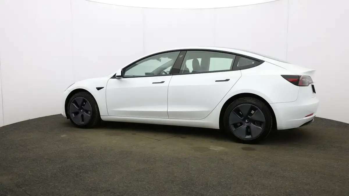 2021-tesla-model-3-e-standard-plus-big-58