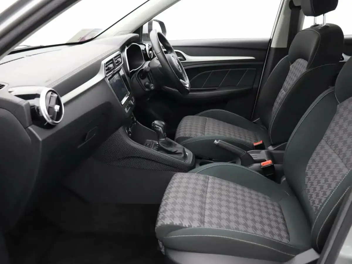 2019-mg-zs-suv-10t-gdi-excite-109bhp-big-8