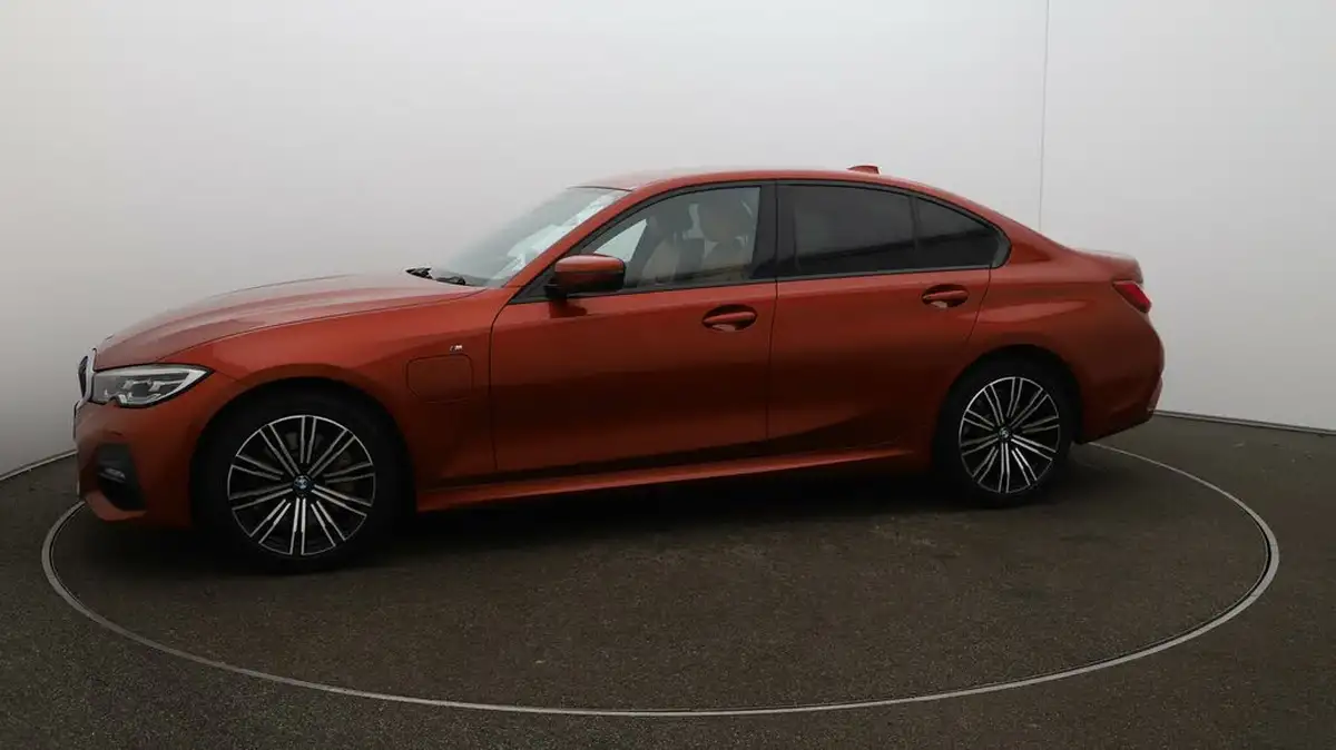 2019-bmw-3-series-20-330e-m-sport-plus-pack-big-59