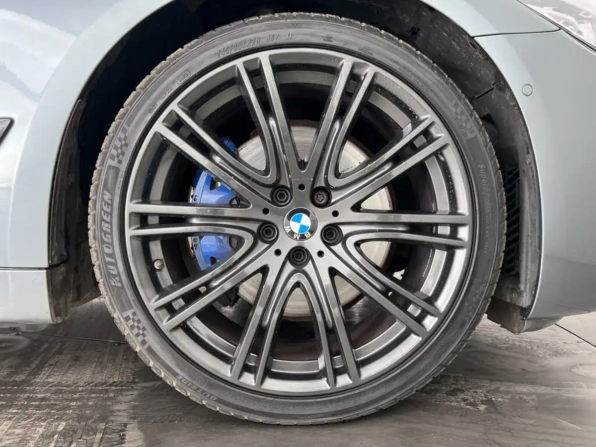 2017-bmw-5-series-20-530i-m-sport-saloon-4d-big-10