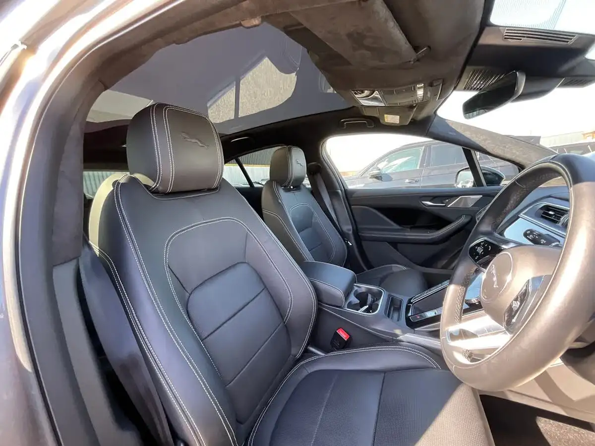 2024-jaguar-i-pace-ev400-r-dynamic-hse-black-big-6