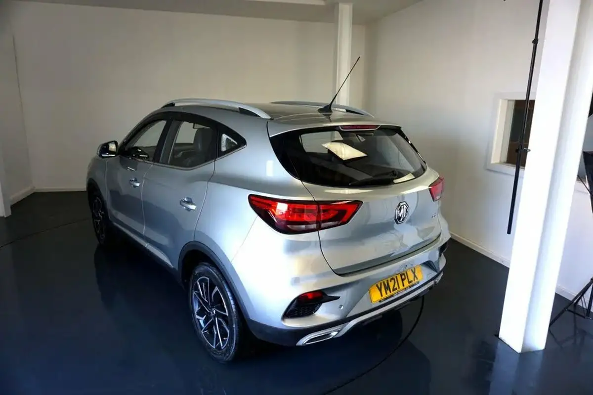 2021-mg-zs-suv-15-vti-tech-exclusive-big-5