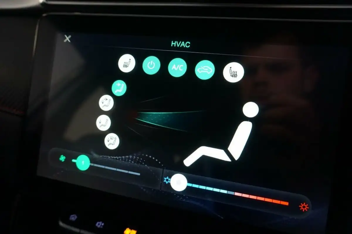 2021-mg-zs-suv-15-vti-tech-exclusive-big-29