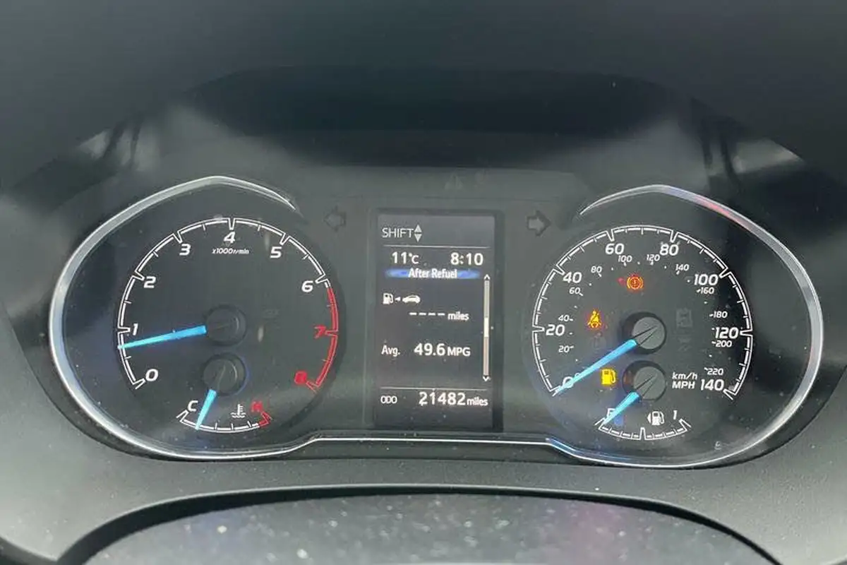 2020-toyota-yaris-15-vvt-i-y20-111bhp-1496cc-big-23