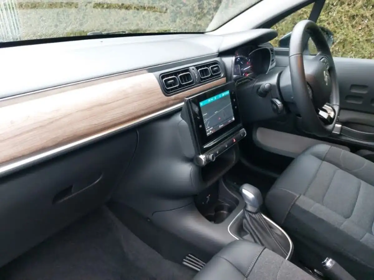 2024-citroen-c3-12-puretech-max-110ps-eat6-big-4